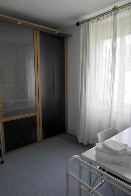 B&B Schlettstadterstrasse Basel Exterior photo