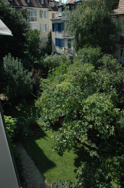 B&B Schlettstadterstrasse Basel Exterior photo